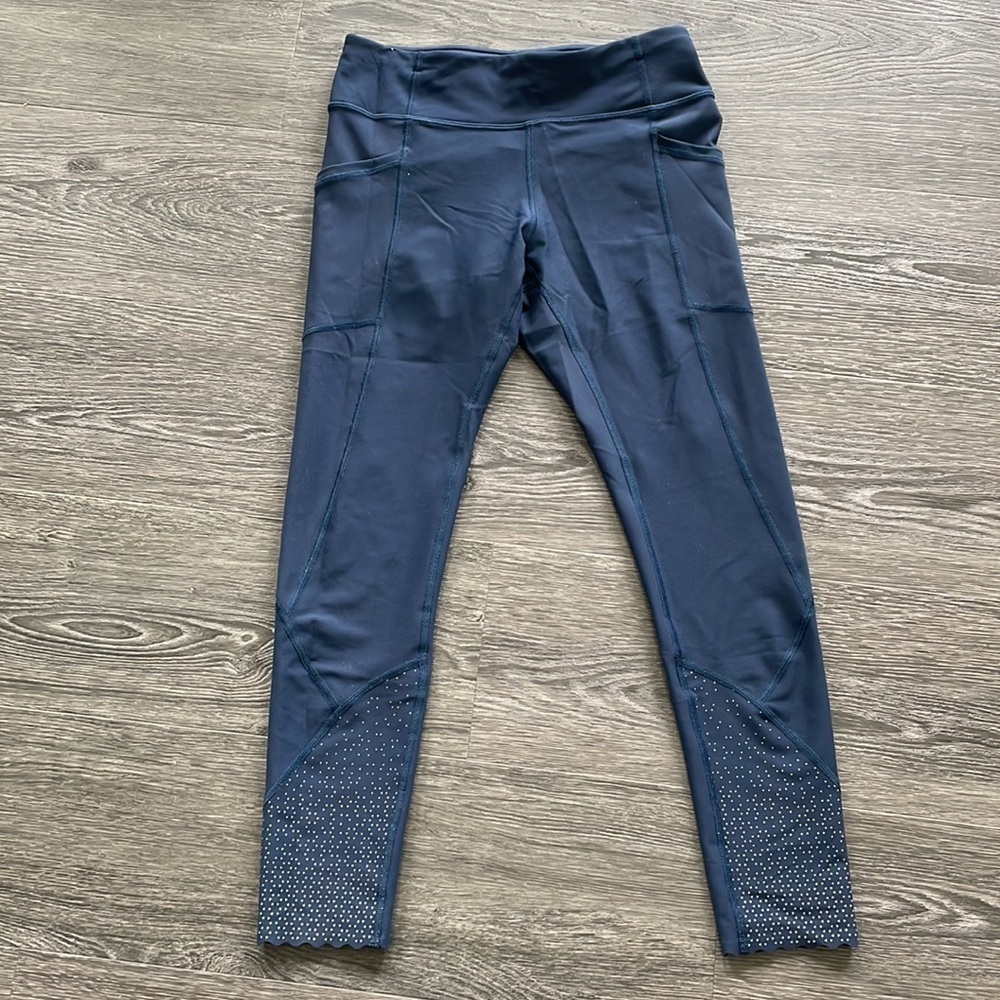 Sz6 Lululemon Tight Stuff Tight II 25” in True Navy EUC Compression Tights